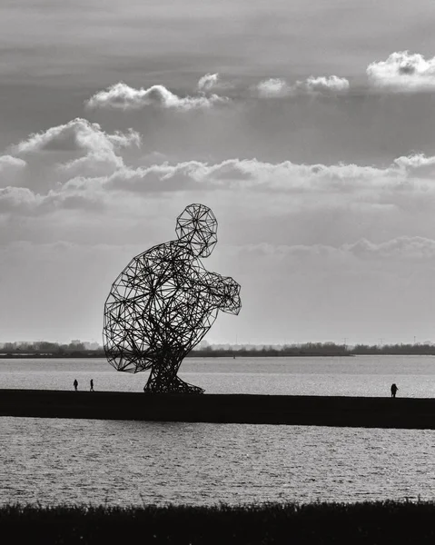 Vertical Grayscale Exposure Antony Gormley Beach — Stock Photo, Image