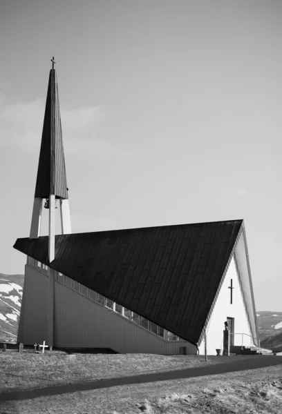 Plano Vertical Escala Grises Una Iglesia Mosfellsbaer Islandia — Foto de Stock