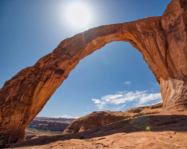 Belo Arco Pedra Charyn Canyon Cazaquistão Dia Ensolarado — Fotografia de Stock