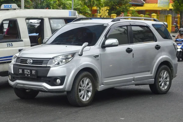 2015 인도네시아 수마트라 Daihatsu Terios Type — 스톡 사진