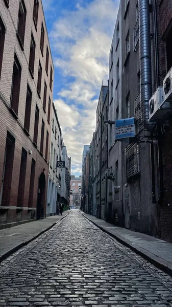 Vue Verticale Une Rue Pavée Vide Dublin Irlande Par Une — Photo