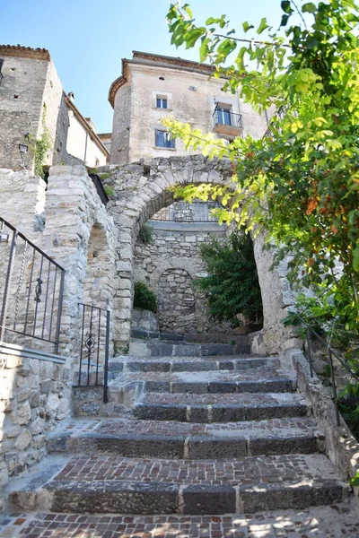 Narrow Street Pesche Mountain Village Molise Region Italy — Stockfoto