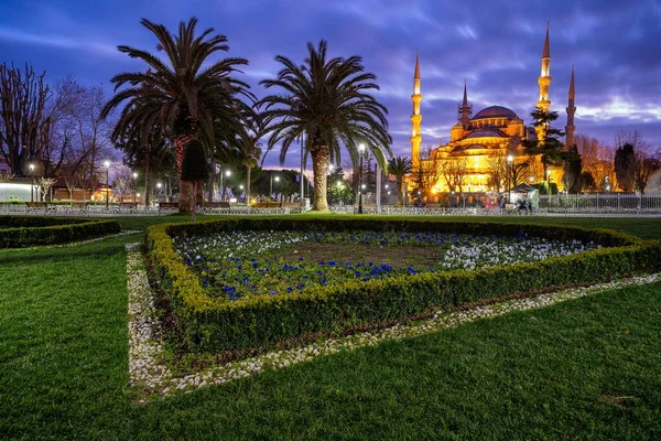 Pohled Modrou Mešitu Istanbulu Turecko Večerních Hodinách — Stock fotografie