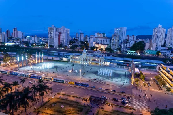 城市的黄昏 车站广场瑞巴博萨广场Belo Horizonte的空中景观 — 图库照片
