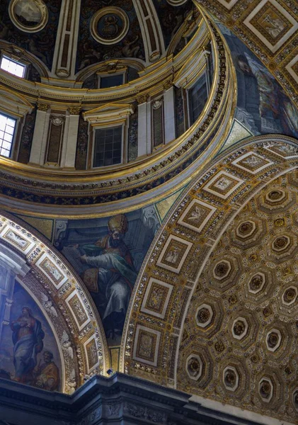 Roma Katolik Kilisesi Nin Görkemli Sanat Mimarisi — Stok fotoğraf