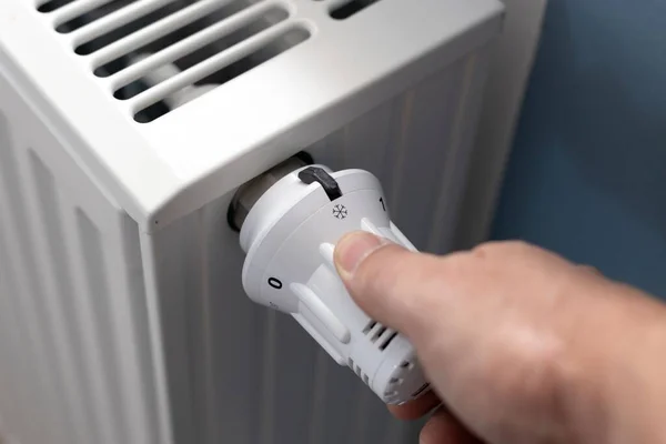 Gebruik Bewust Verwarming Thermostaat Regel Temperatuur Kamers Naar Beneden Gas — Stockfoto