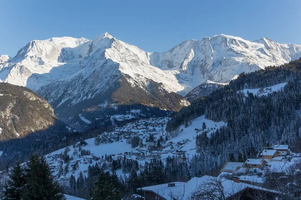 Een Hoge Hoek Opname Van Mont Blanc Bergen Franse Alpen — Stockfoto