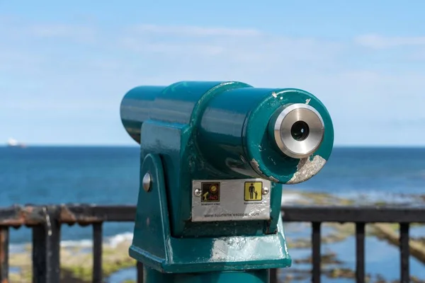 Ein Touristenteleskop Oder Turmbeobachter Der Strandpromenade Whitley Bay Großbritannien Erinnert — Stockfoto