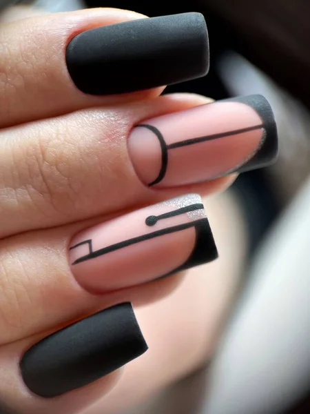 Closeup Shot Nude Black Manicure Design — Stock Photo, Image