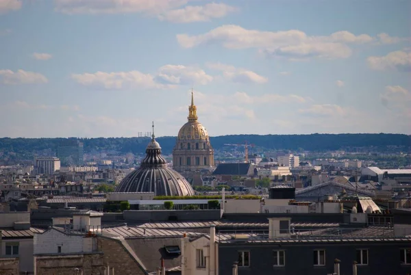 Paris Şehrinin Les Invalides Manzaralı Bir Fotoğrafı — Stok fotoğraf
