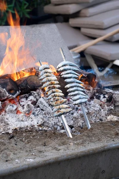 Primer Plano Unos Espetos Una Especie Pinchos Donde Pincha Pescado —  Fotos de Stock