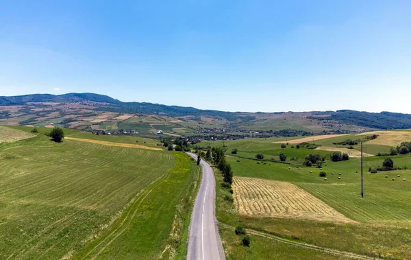 Luftaufnahme Einer Straße Durch Eine Landschaft Sommer Ländlich — Stockfoto