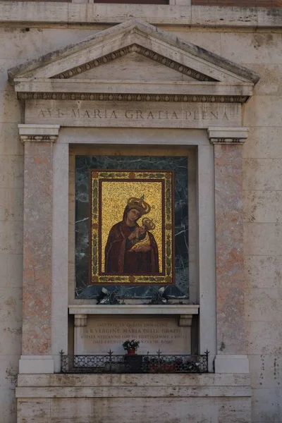Arta Magnifică Arhitectura Bisericii Romano Catolice — Fotografie, imagine de stoc