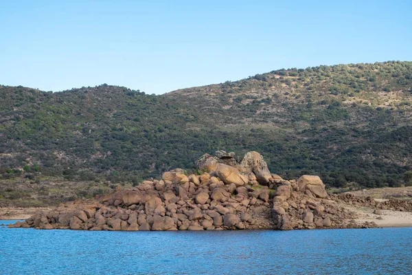 Große Granitblöcke Die Vom Wasser Geformt Wurden Bilden Eine Insel — Stockfoto