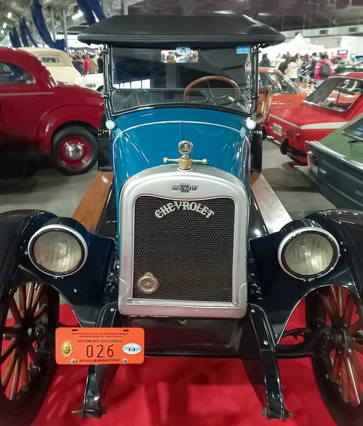 Старый Синий Chevrolet Chevy Superior Series 1925 Года Открывает Двойной — стоковое фото