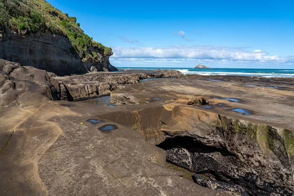 Yeni Zelanda Güneşli Bir Günde Muriwai Sahili Nin Güzel Bir — Stok fotoğraf