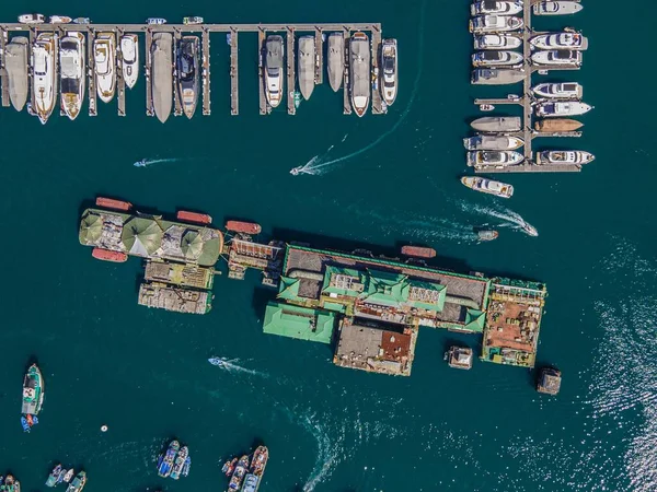 Hong Kong Yüzen Bir Jumbonun Yakınındaki Limana Demirlemiş Teknelerin Hava — Stok fotoğraf