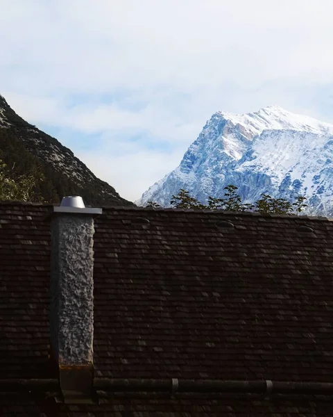 Vertical Shot Mountain Hut Austria — Stock Photo, Image