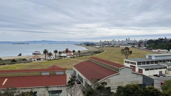 Una Vista Aerea Della Costa Con Edifici Sul Terreno San — Foto Stock