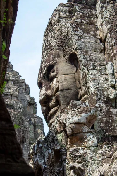 Vertical Shot Memorial Buddha Face Bayon Temple Siem Reap Cambodia — Stock Photo, Image