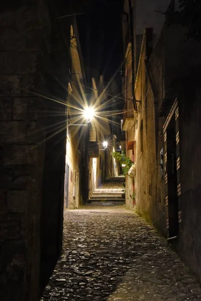 Vertical Shot Narrow Alley Medieval Architecture Caiazzo Italy — Stock Photo, Image