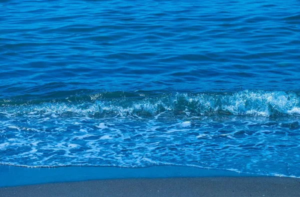 Detalle Las Olas Marinas Que Llegan Playa Concepto Vacaciones Descanso —  Fotos de Stock