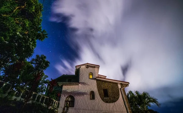 Long Exposure Starry Night Clouds — Stock Photo, Image