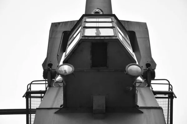 Low Angle Grayscale Shot Old Cargo Crane Media Harbor Dusseldorf — Stock Photo, Image