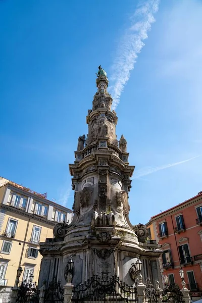 Grande Fonte Meio Praça Cidade Nápoles Itália Uma Cidade Europeia — Fotografia de Stock