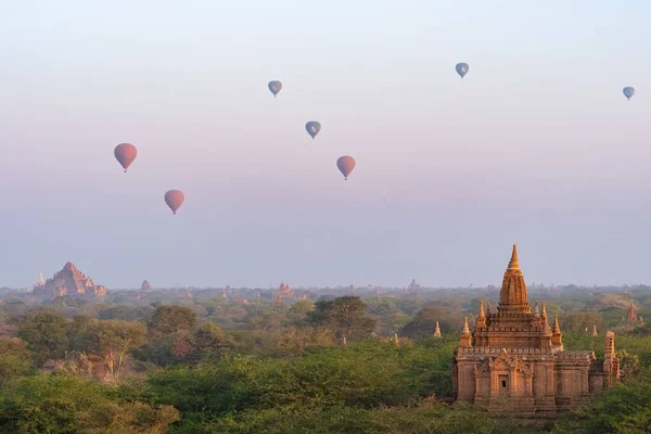 Lever Soleil Pittoresque Avec Des Montgolfières Old Bagan Myanmar Birmanie — Photo