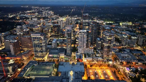 Una Ripresa Aerea Della Città Illuminata Bellevue Notte Nello Stato — Foto Stock