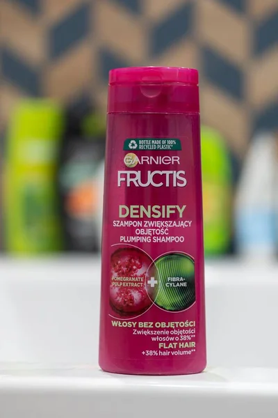 Garnier Fructis Densify Women Shower Gel Plastic Bottle — Stock Photo, Image