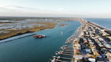 Kumsalın insansız hava aracı manzarası ve...