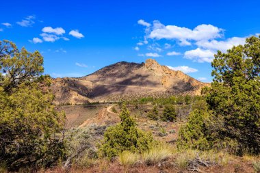 Birleşik Devletler, Oregon 'daki Smith Rock State Park' ın çarpıcı manzarası.