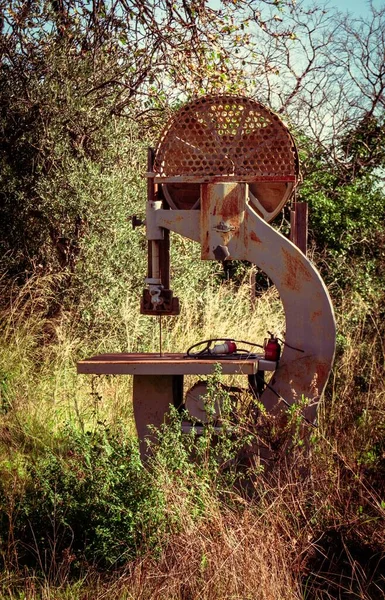 Vertical Shot Old Saw Machinery — Stock Photo, Image