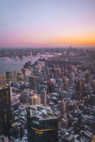 Vue Aérienne Des Gratte Ciel Illuminés Coucher Soleil New York — Photo