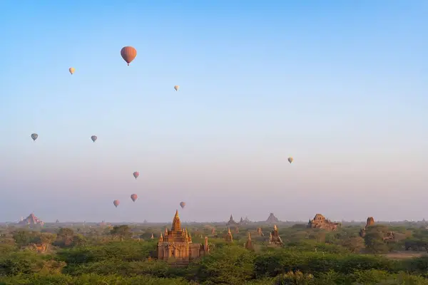 Lever Soleil Pittoresque Avec Des Montgolfières Old Bagan Myanmar Birmanie — Photo