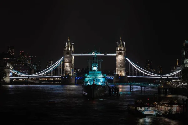 Gece Kule Köprüsü Nde Londra Ngiltere — Stok fotoğraf