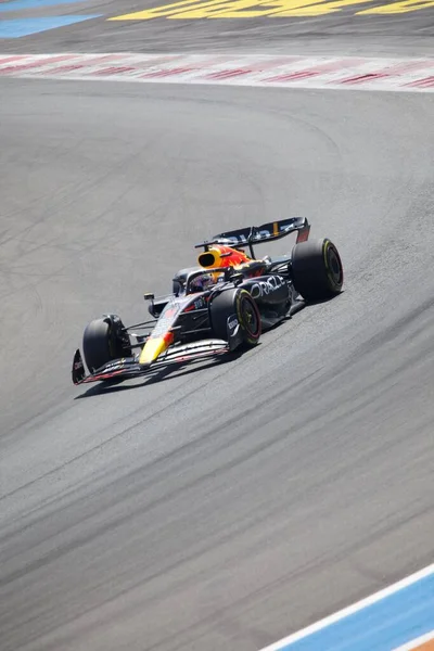 Carro Corrida Uma Corrida Pista Alta Velocidade Durante Evento Fórmula — Fotografia de Stock