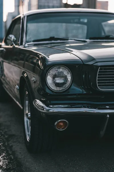 Image Avant Verticale Une Ford Mustang Classique — Photo