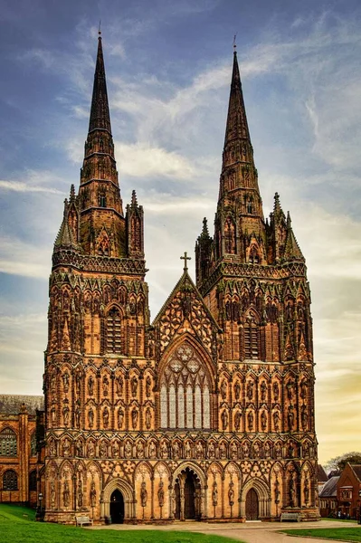 Vertical Shot Lichfield Cathedral Staffordshire England United Kingdom — Stock Photo, Image