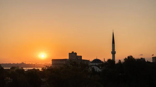 Чудовий Краєвид Яскравого Заходу Сонця Над Містом Стамбул Туреччина — стокове фото