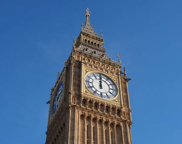 Ένα Κοντινό Πλάνο Του Big Ben Στο Βόρειο Άκρο Του — Φωτογραφία Αρχείου