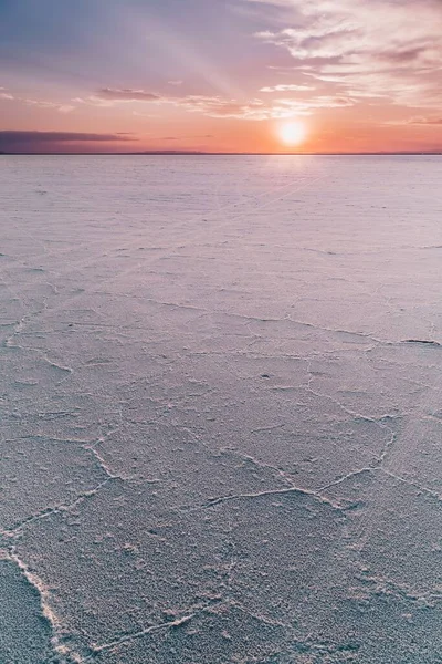 Vertical View Sun Rising Bonneville Salt Flats North Western Utah — Stock Photo, Image
