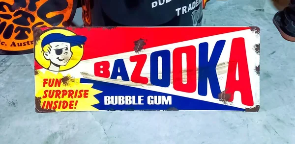 Vecchio Sporco Arrugginito Pubblicità Segno Logo Bazooka Marchio Americano Gomma — Foto Stock