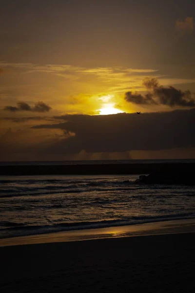 Apreciar Este Pôr Sol Deslumbrante Sobre Oceano — Fotografia de Stock