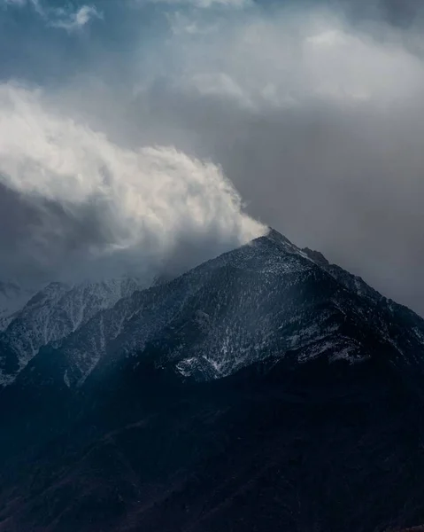 View Rocky Mountains Cloudy Day — Stock Photo, Image