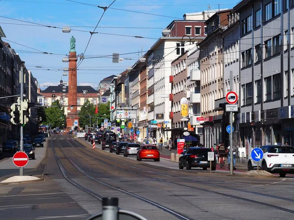 Uma Visão Rua Tráfego Darmstadt Alemanha — Fotografia de Stock