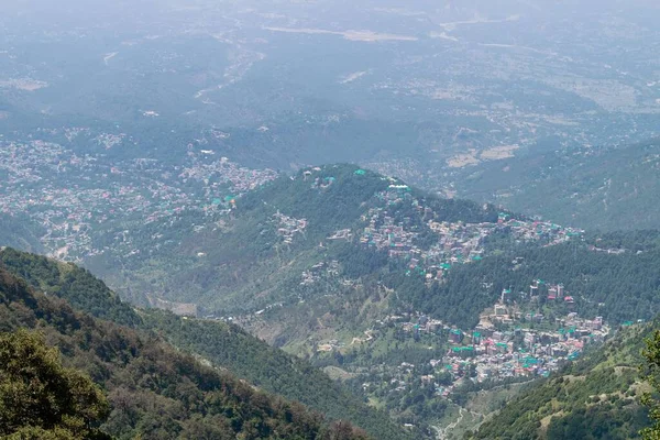 Een Antenne Uitzicht Triund Hill Met Kleurrijke Gebouwen Dharamsala Himachal — Stockfoto