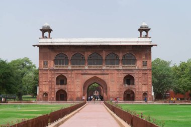 Delhi 'deki Kızıl Kale' de bir Arkeoloji Müzesi.